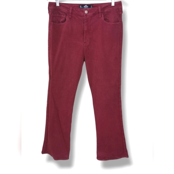 Hollister Ultra High Rise Boot Jeans in Burgundy Size 32 - Picture 2 of 5
